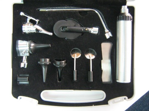 Diagnostic Set Universal - Blue (with case + 2 bulbs) - Image 2
