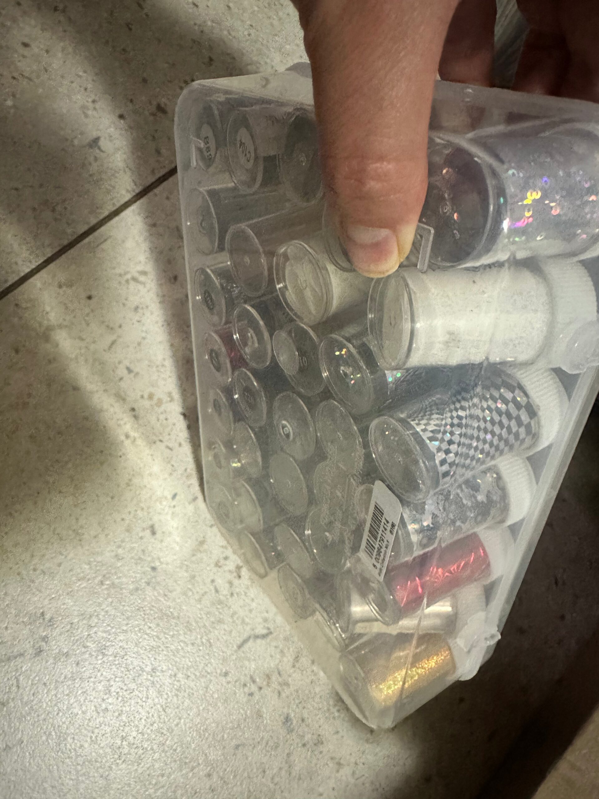 Holder full of new nail foils DEMO - Image 2