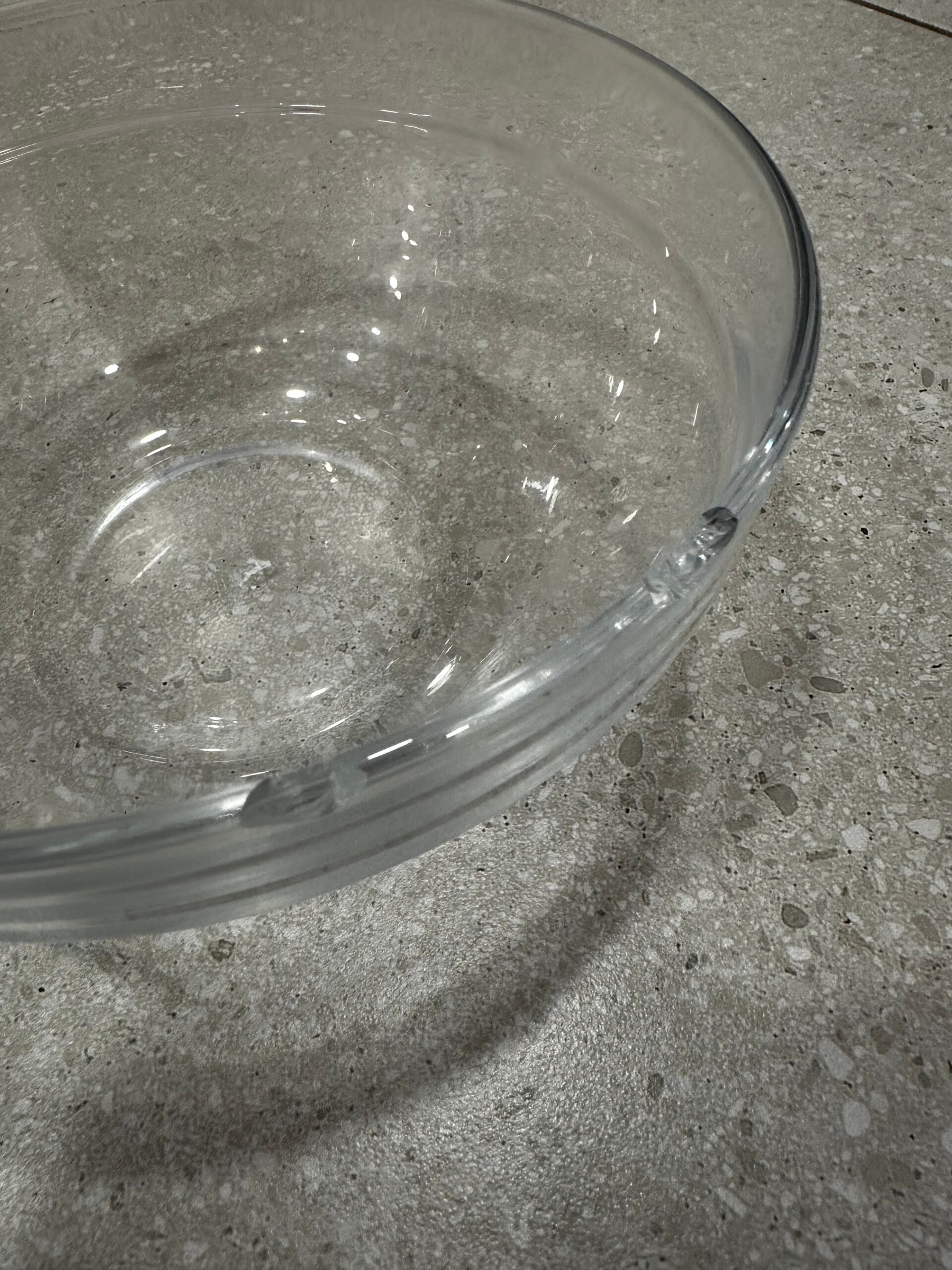 Facial | Manicure glass bowl DEMO (Chipped) - Image 2