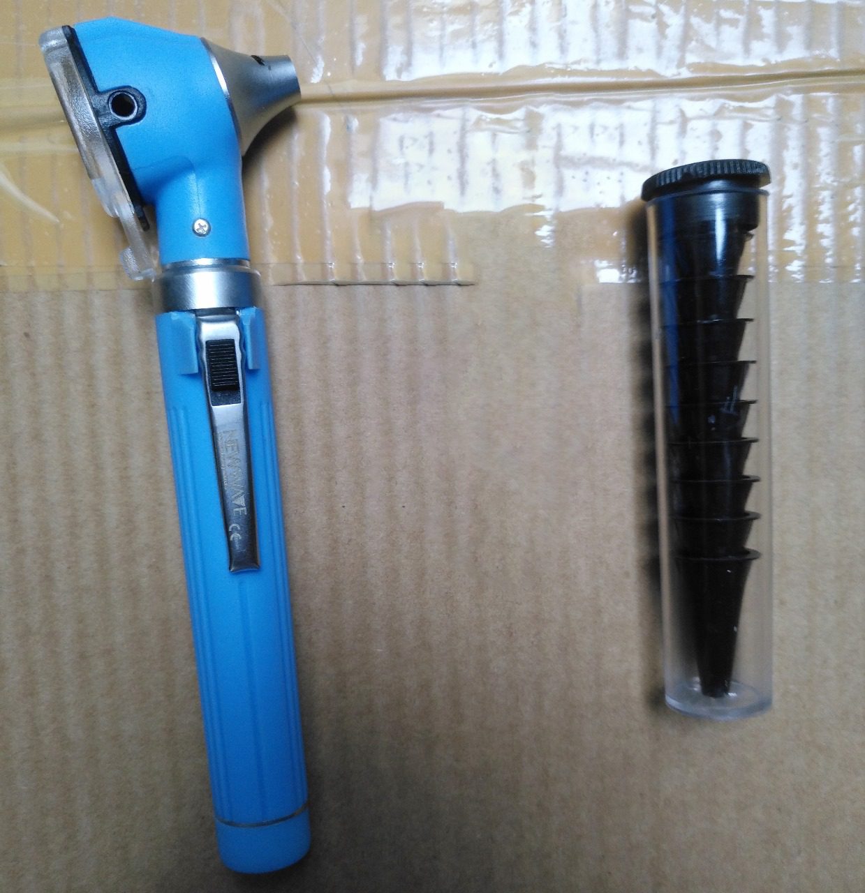 Fibre Optic Pocket Otoscope - Blue std - Image 3